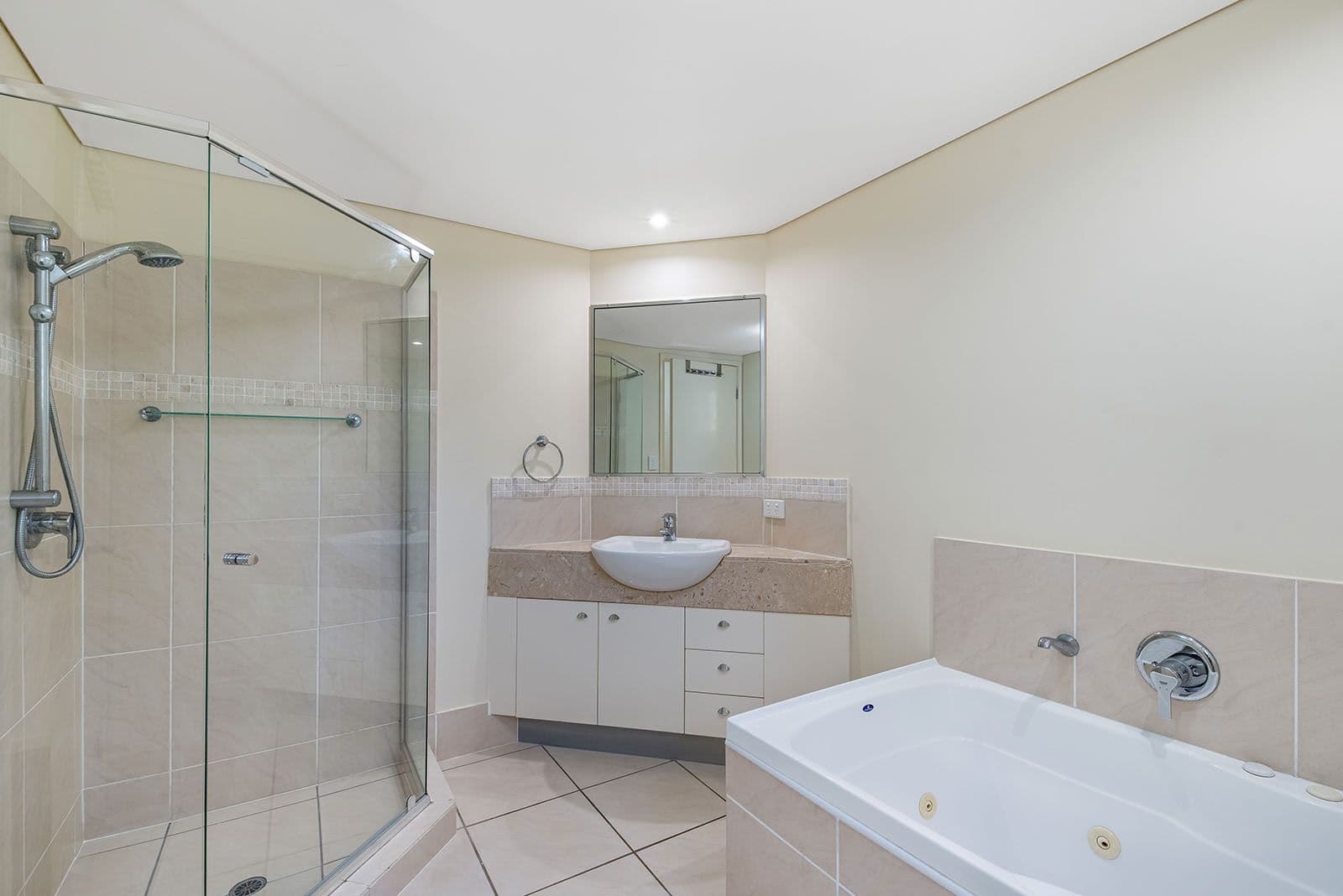 1/2-10 Ocean Road South, Lorne, VIC, Lorne - Thumbnail 7