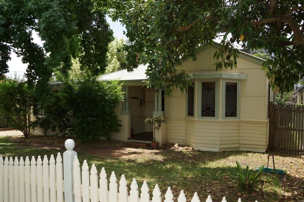2 Bishop Street, Dubbo - Image 1