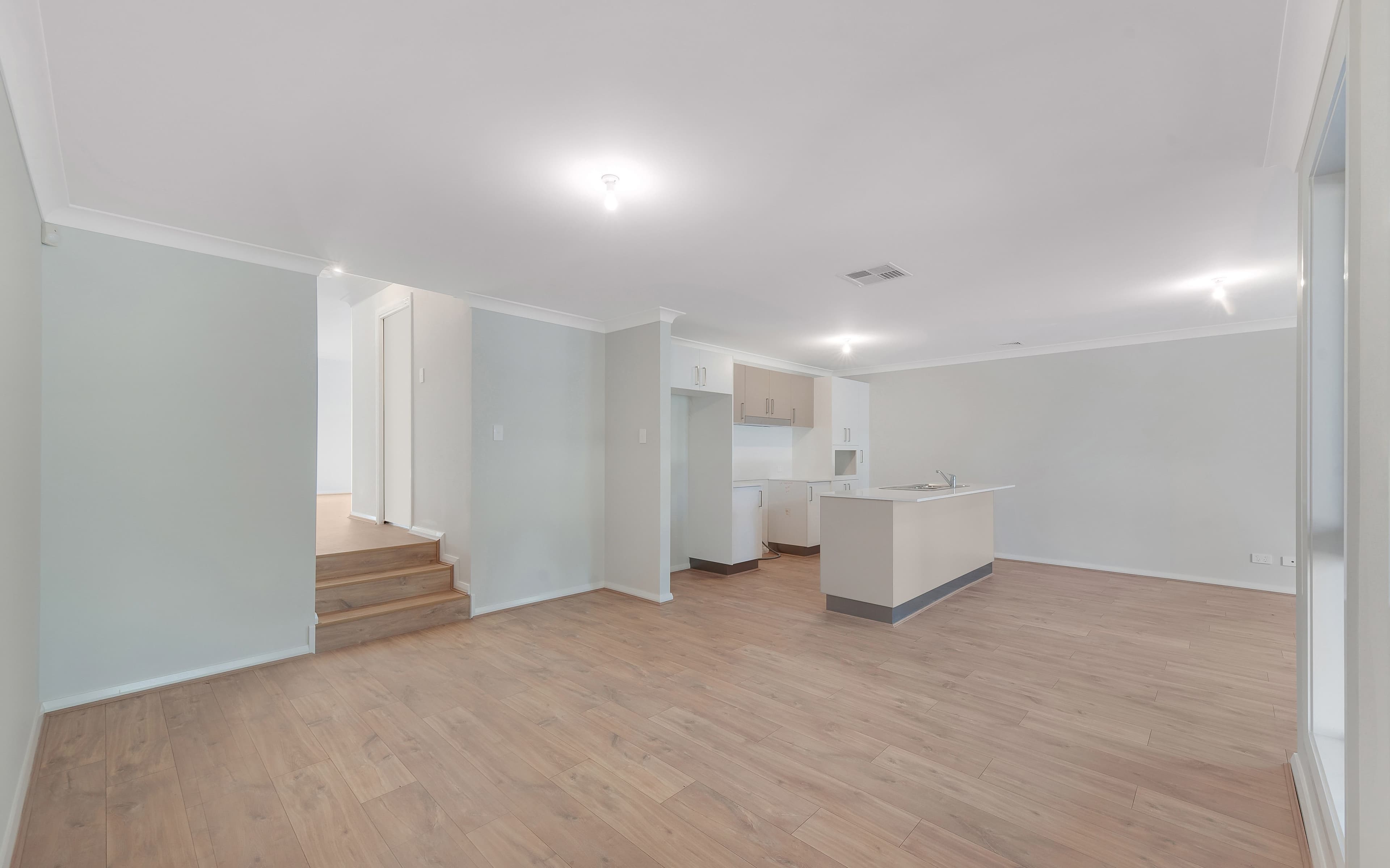 13 Roycroft Avenue, Burnside - Thumbnail 3