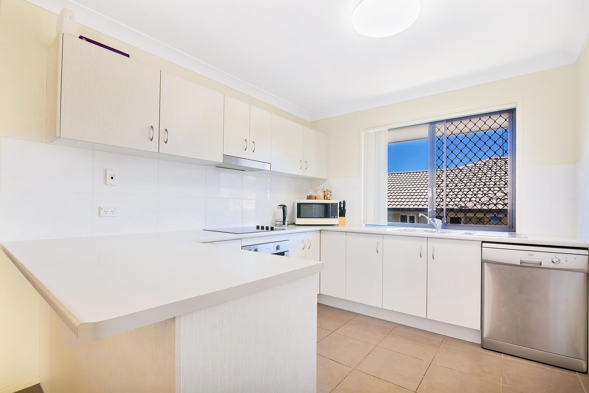 10 STATHAM Court, Redbank Plains QLD 4301, Redbank Plains - Thumbnail 5