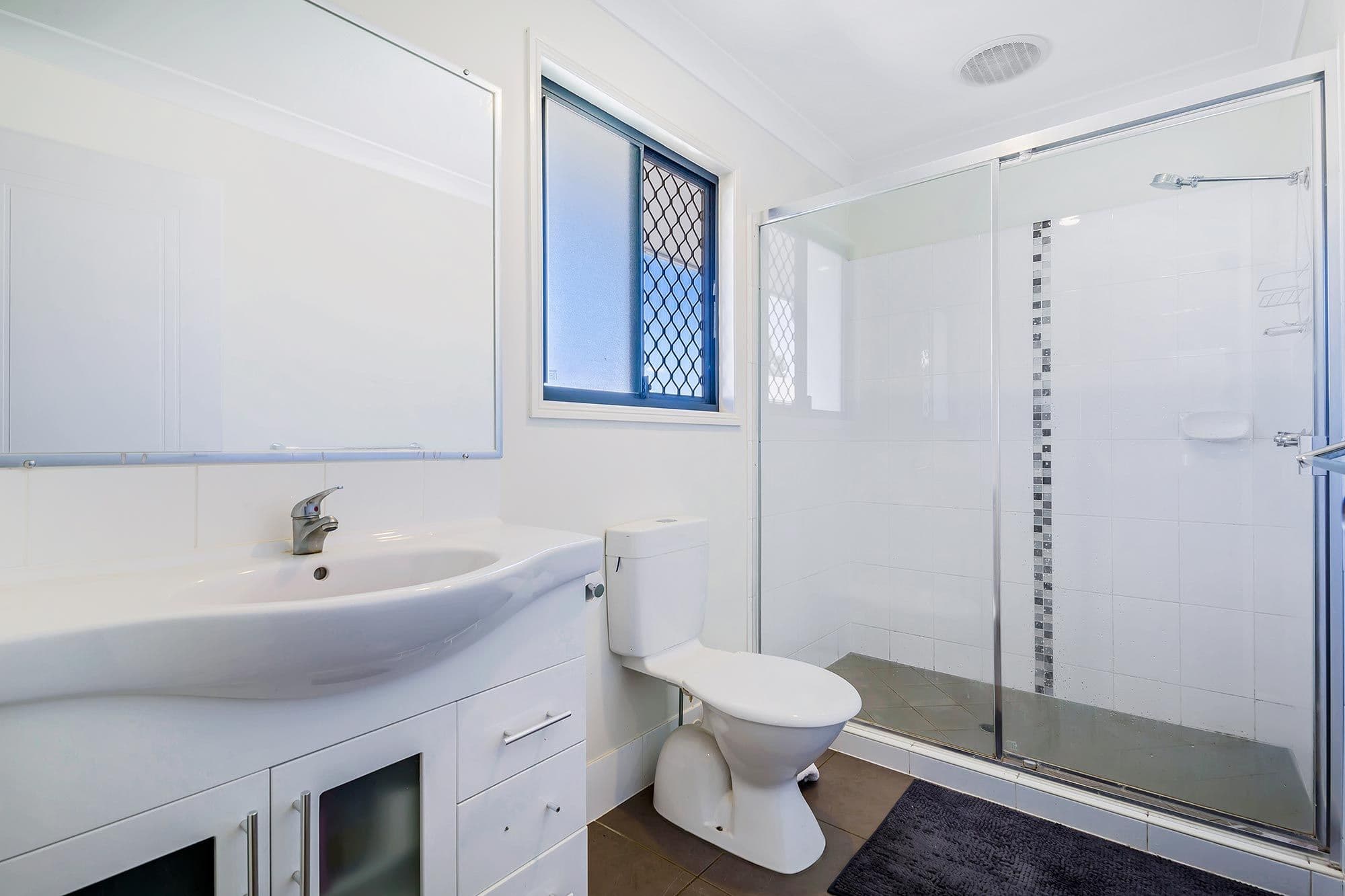 10 STATHAM Court, Redbank Plains QLD 4301, Redbank Plains - Thumbnail 7