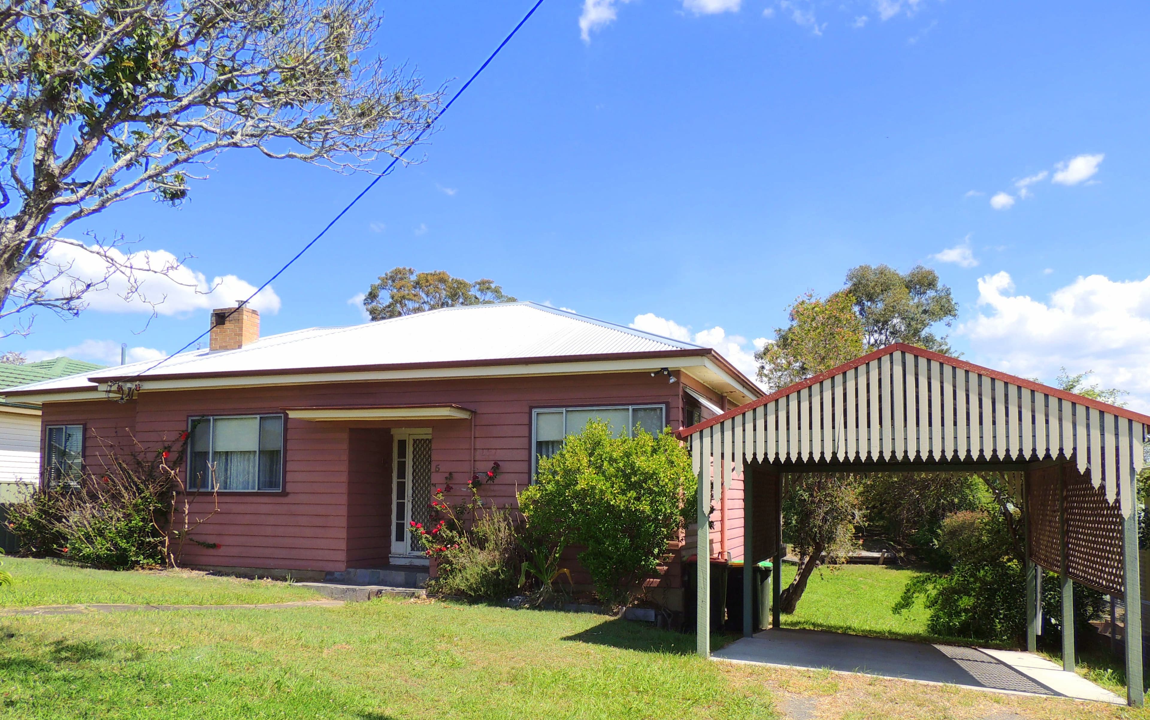 5 Elliot Street, Gloucester - Image 1