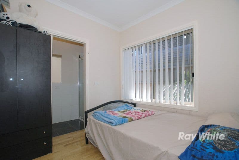 21 Birdwood Avenue, DANDENONG VIC 3175, Dandenong - Thumbnail 5