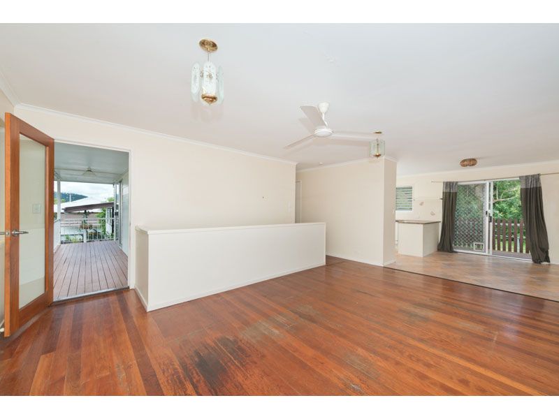 4 Ferny Way, FERNY HILLS QLD 4055, Ferny Hills - Thumbnail 2