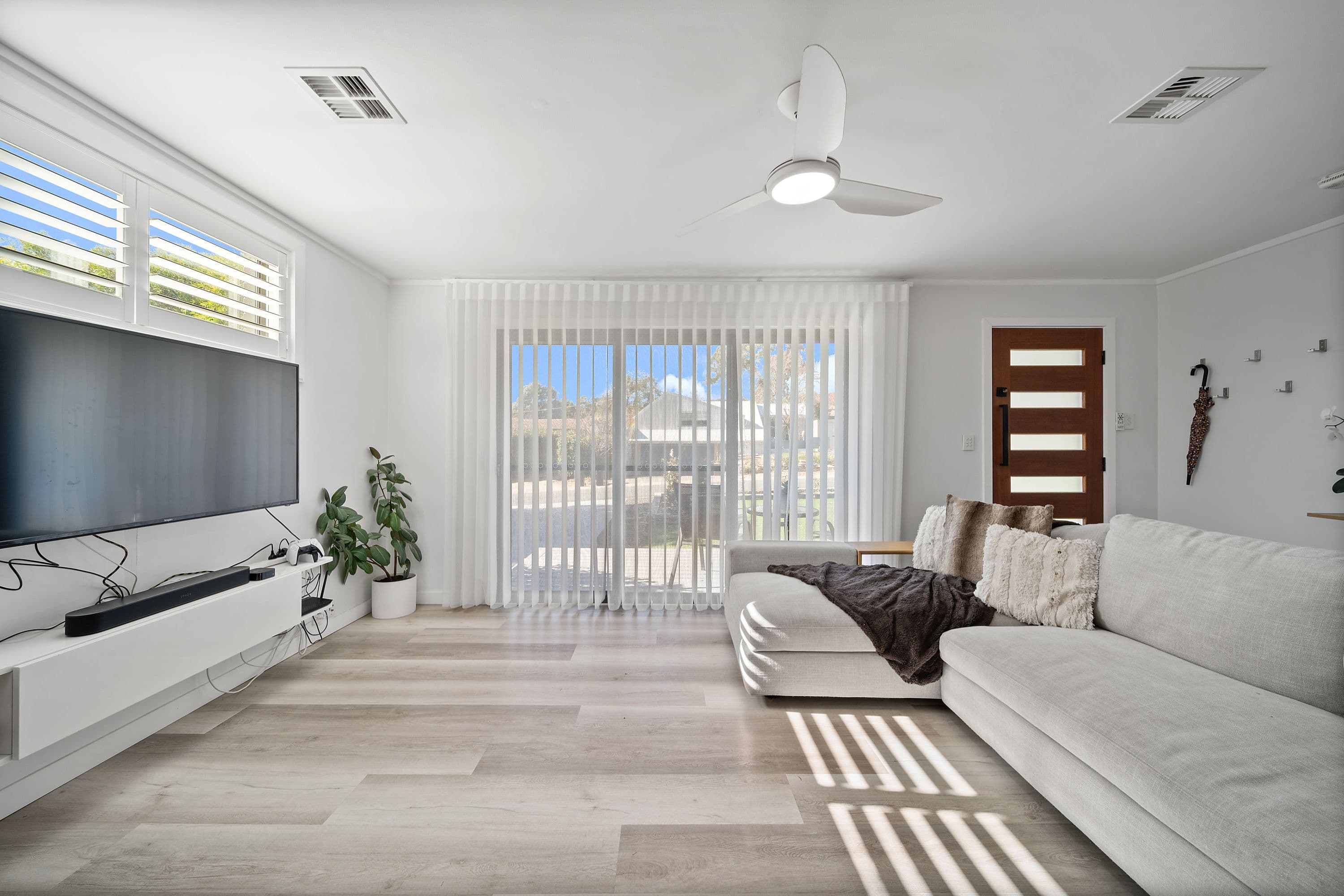 3 Maranboy Street, Fisher ACT 2611, Fisher - Thumbnail 3