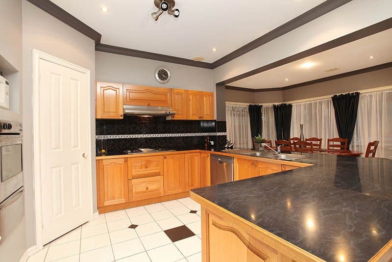 18 Shearer Close, SYDENHAM VIC 3037, Sydenham - Thumbnail 3