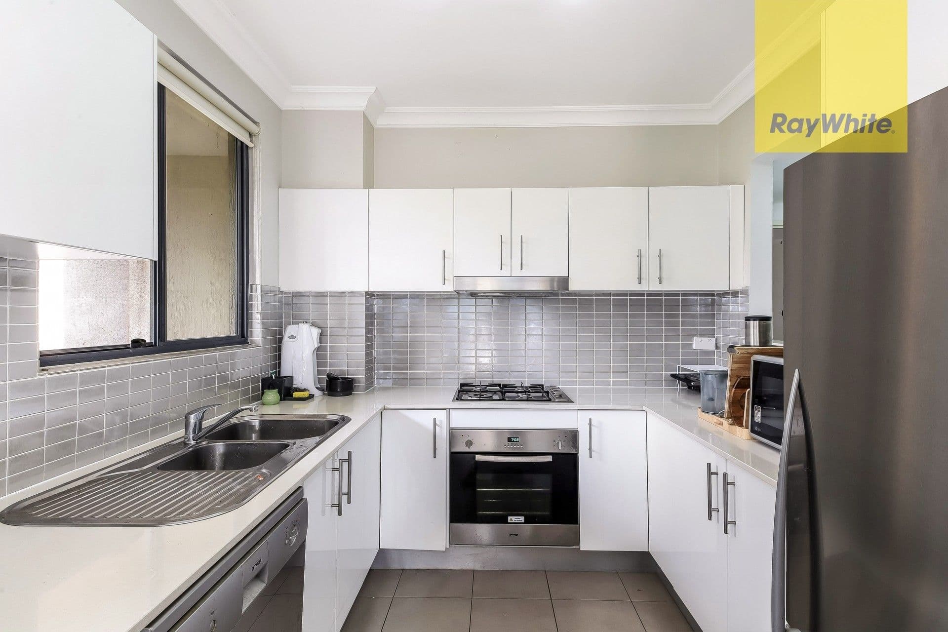 32 Mons Road, Westmead NSW 2145, Westmead - Thumbnail 3