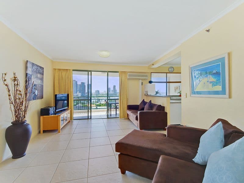 Apt 51 'Meriton On Main' 29 Woodroffe Avenue, MAIN BEACH QLD 4217, Main Beach - Thumbnail 3