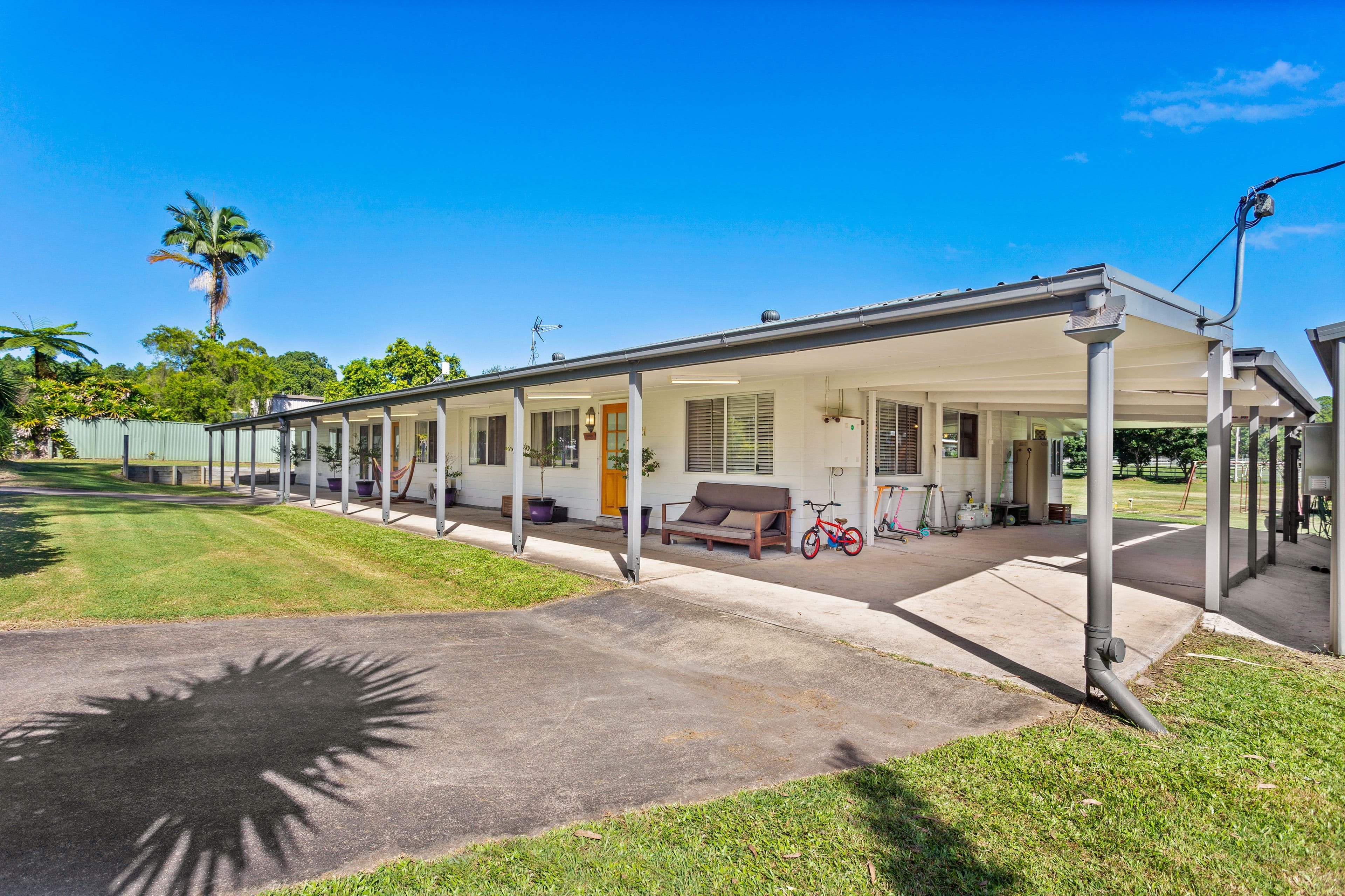 20 Driftwood Close, Seabrook - Thumbnail 3