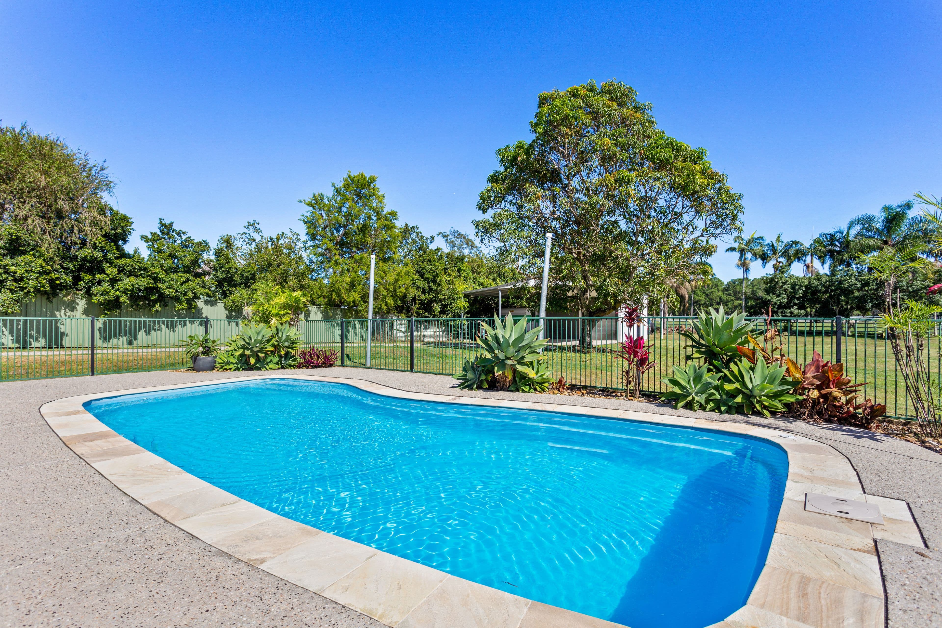 20 Driftwood Close, Seabrook - Thumbnail 6