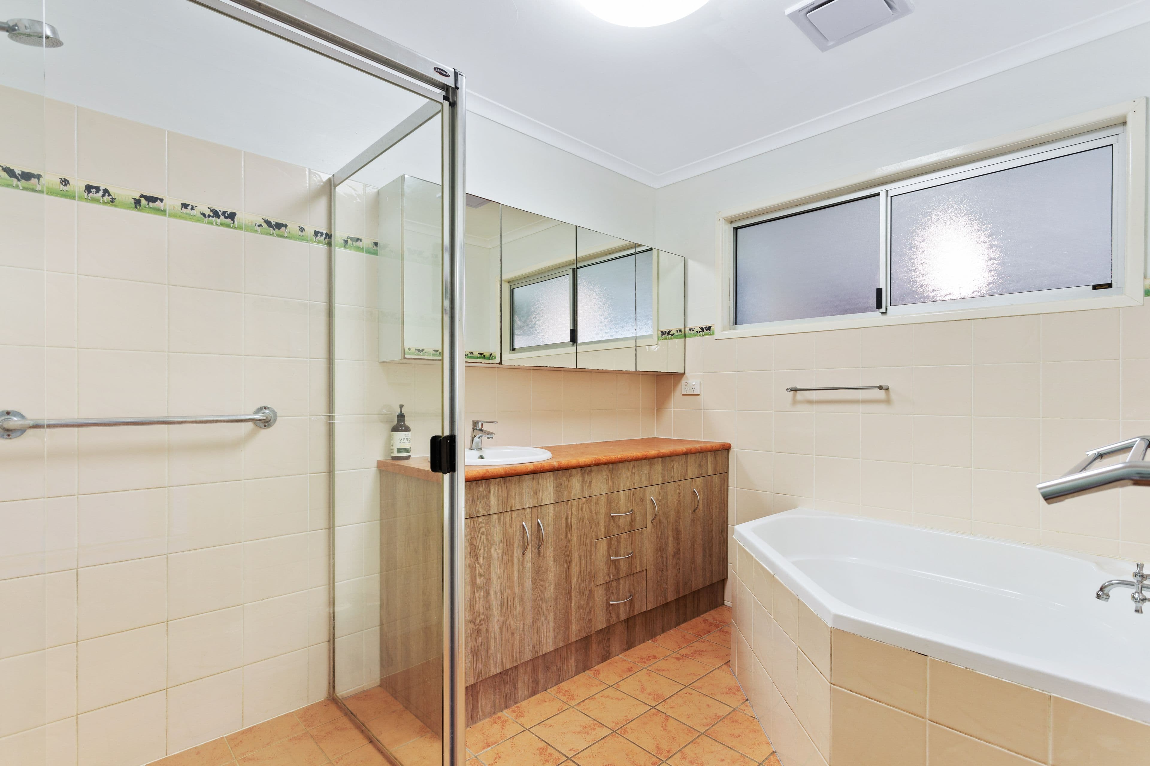 20 Driftwood Close, Seabrook - Thumbnail 7