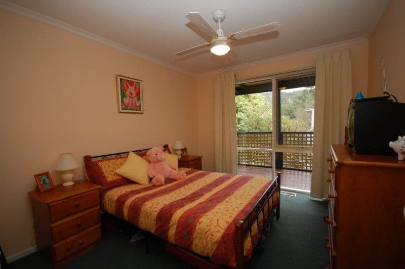 8 Marne Road, MOUNT EVELYN VIC 3796, Mount Evelyn - Thumbnail 8