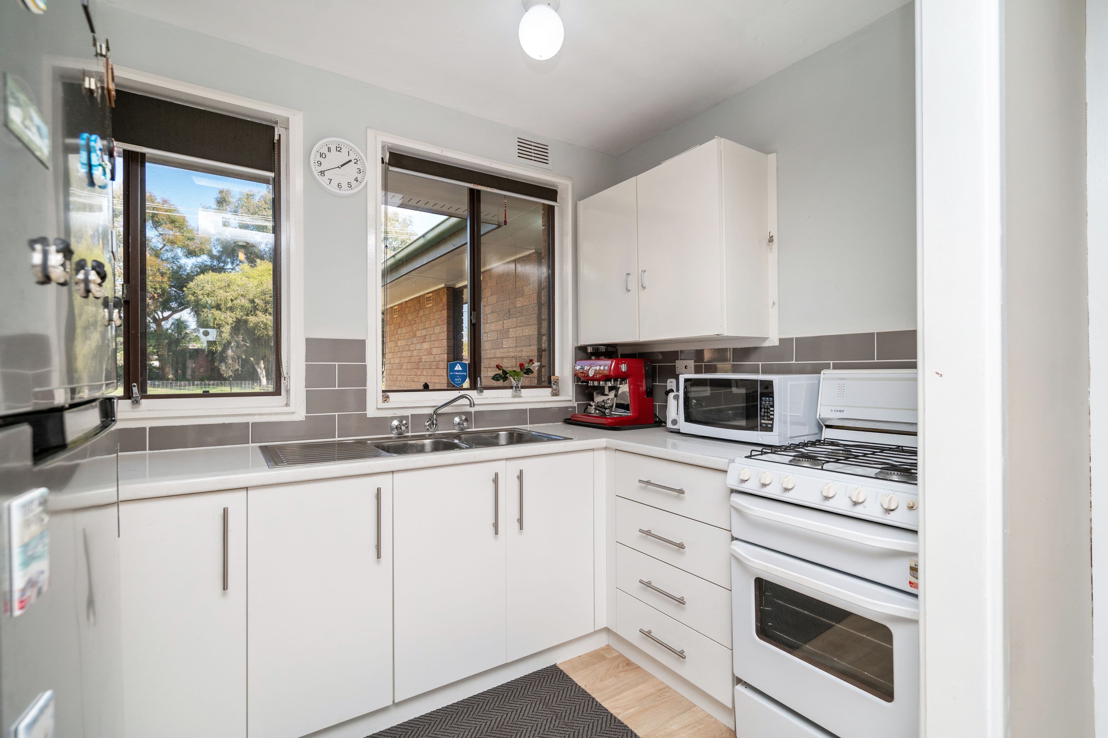 277 Fernleigh Road, Ashmont NSW 2650, Ashmont - Thumbnail 2