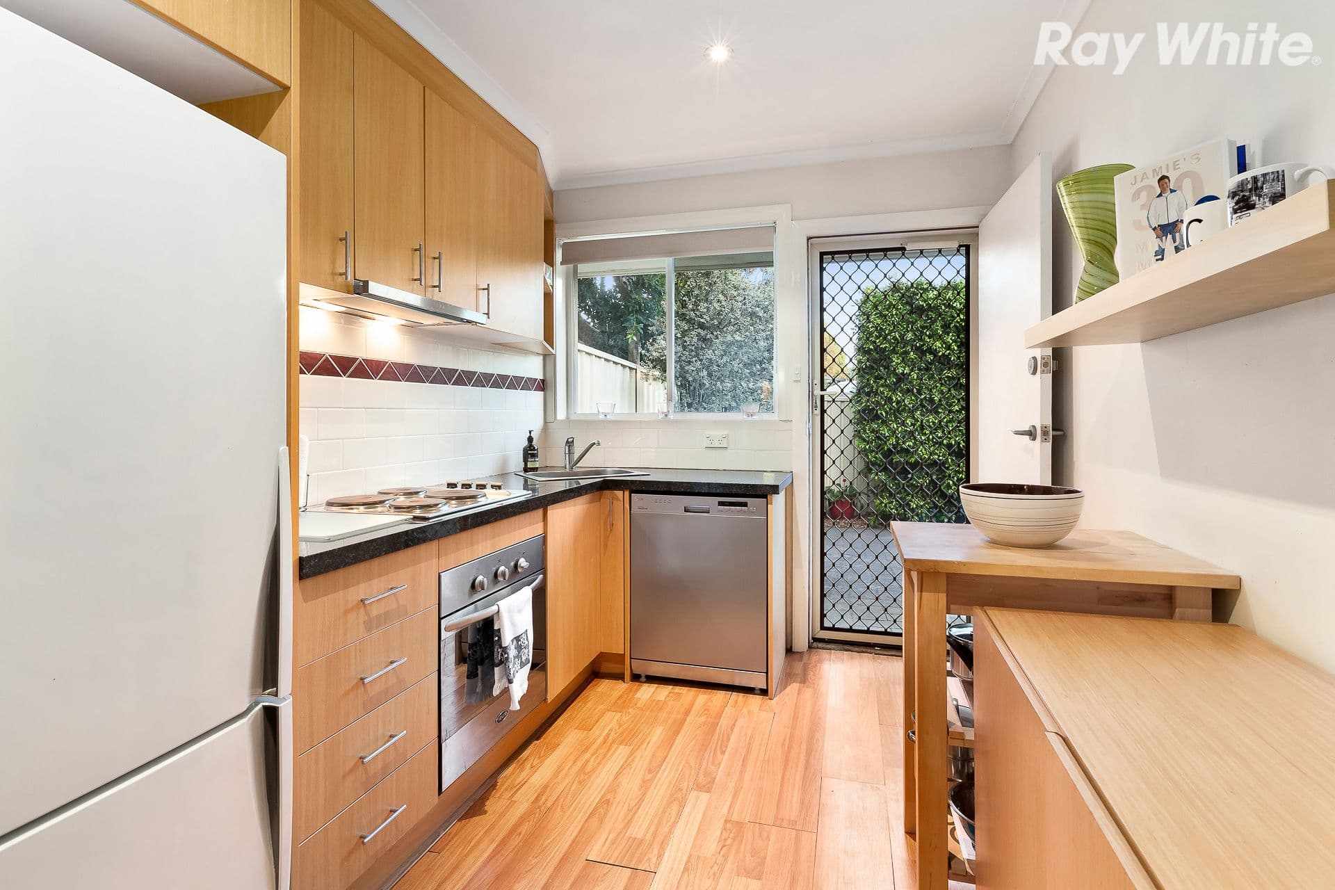 3 Yvonne Court, Heatherton VIC 3202, Heatherton - Thumbnail 4
