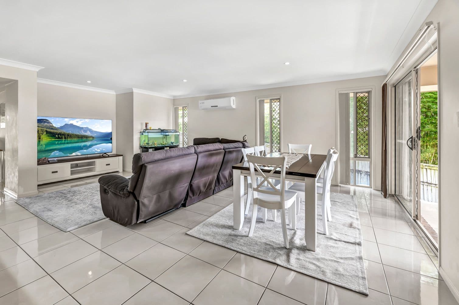 26 Edgeware Road, Pimpama QLD 4209, Pimpama - Thumbnail 5