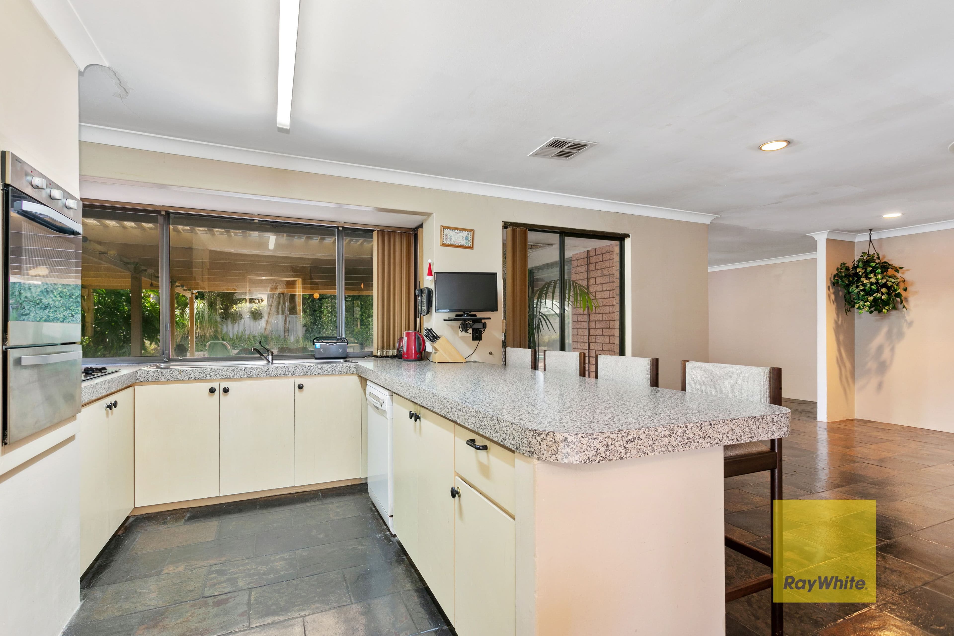 17 Romford Place, Kingsley WA 6026, Kingsley - Thumbnail 2