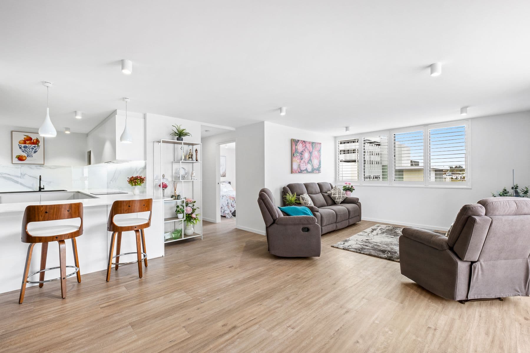 37 Station Road, Indooroopilly QLD 4068, Indooroopilly - Thumbnail 2