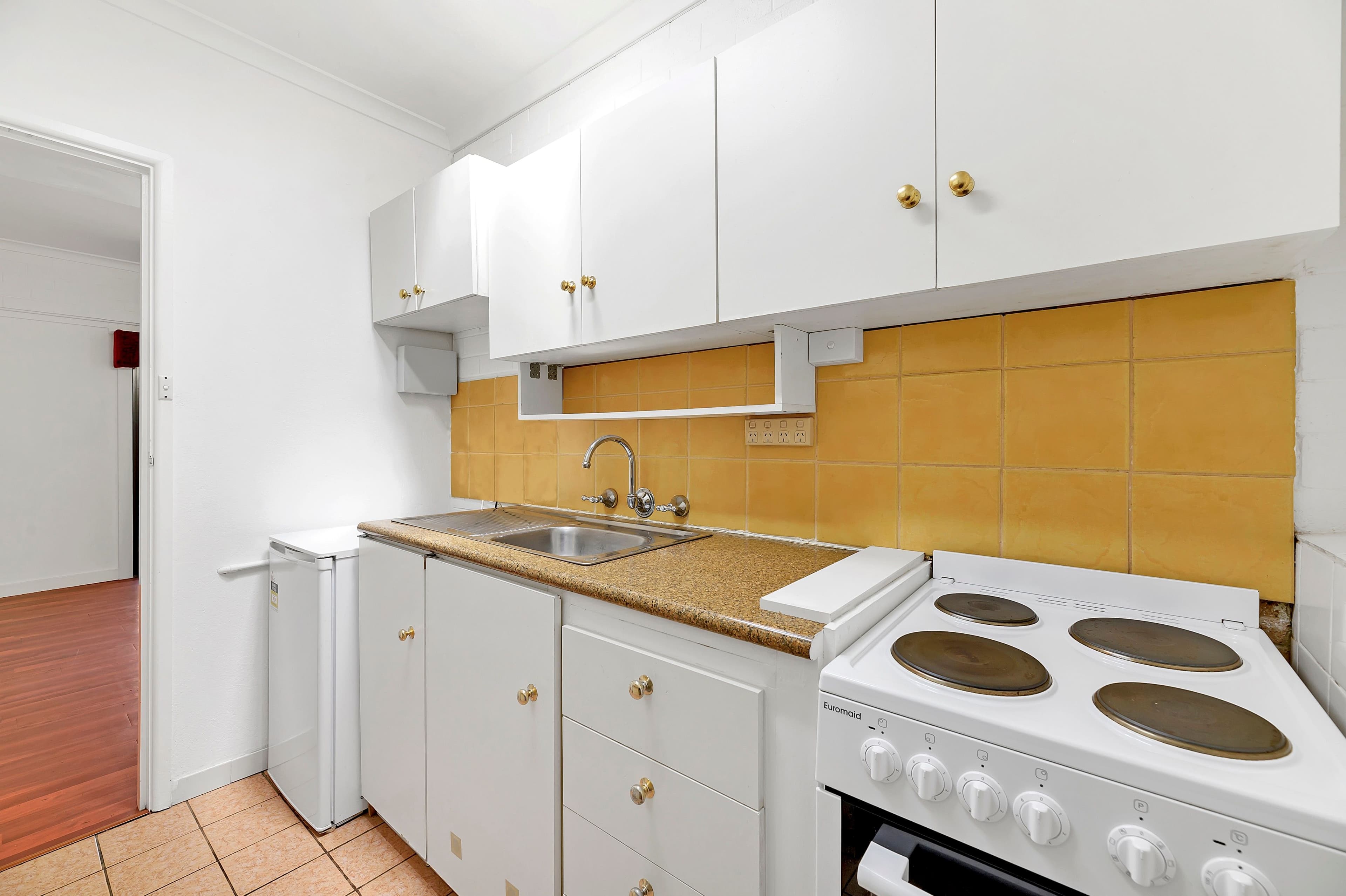 13-15 Gilmore Place, Queanbeyan NSW 2620, Queanbeyan West - Thumbnail 3