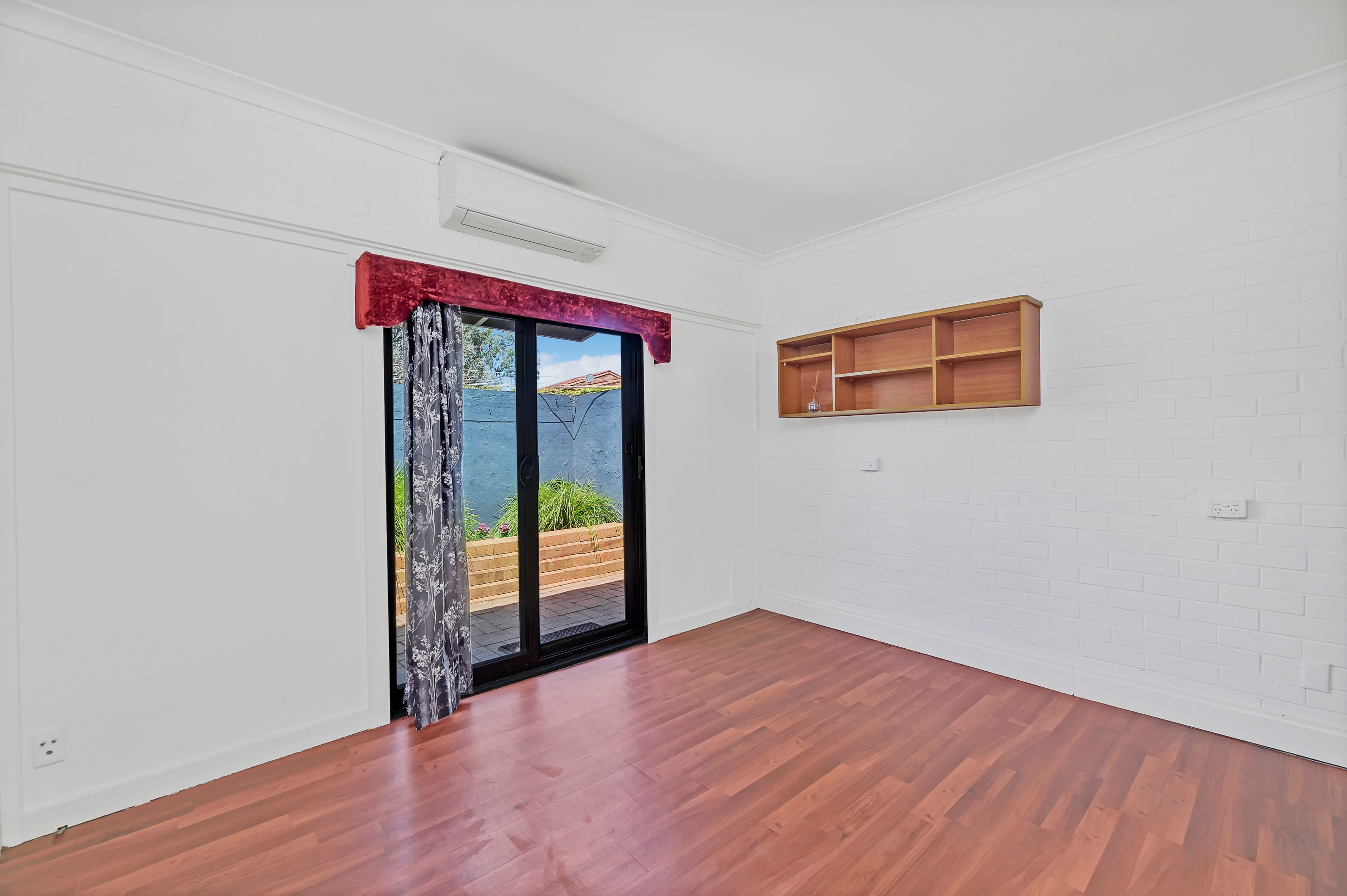 13-15 Gilmore Place, Queanbeyan NSW 2620, Queanbeyan West - Thumbnail 5