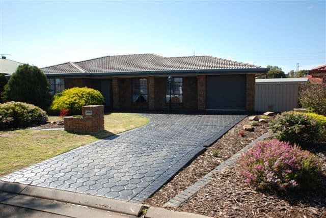33 Falcon Drive, PARAFIELD GARDENS SA 5107, Parafield Gardens - Image 1