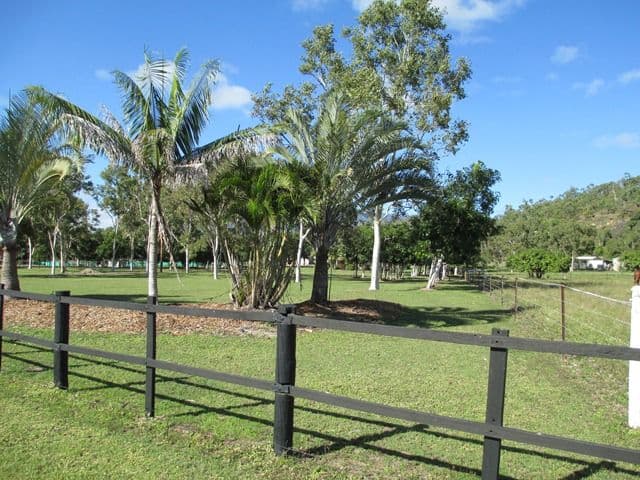 24b Allendale Drive, ALLIGATOR CREEK QLD 4816, Alligator Creek - Thumbnail 2