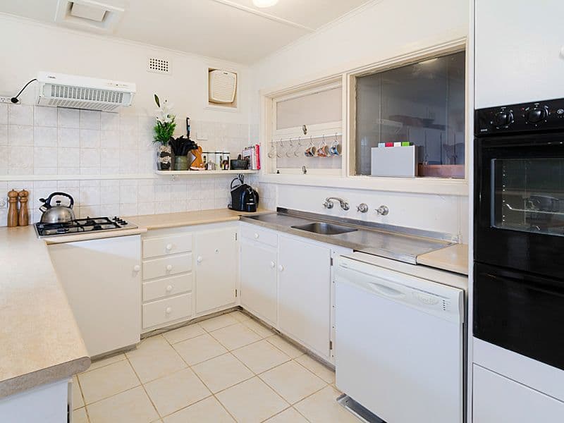 5 Stirling Road, STRATHALBYN SA 5255, Strathalbyn - Thumbnail 4