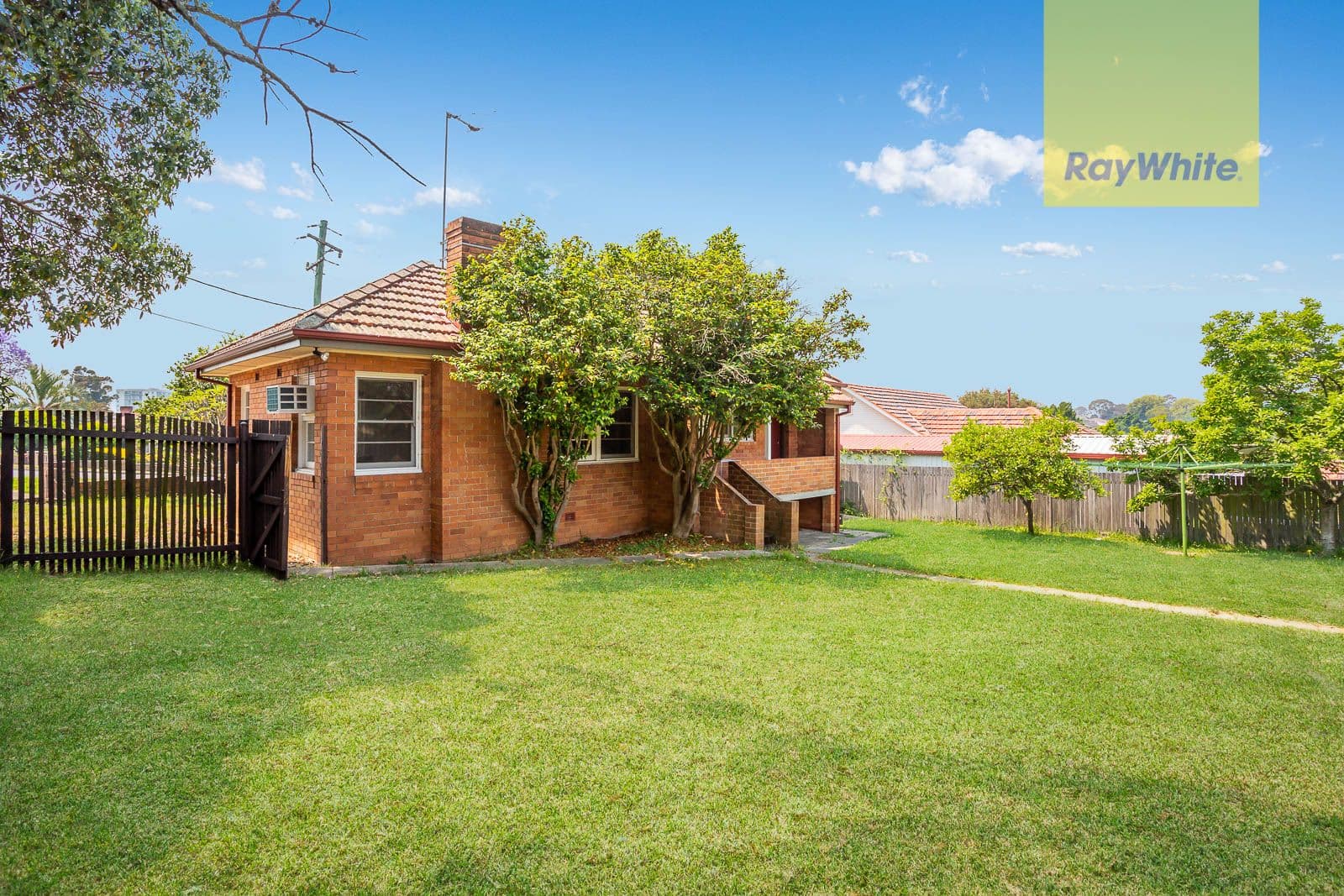 34 Church Avenue, Westmead - Thumbnail 8