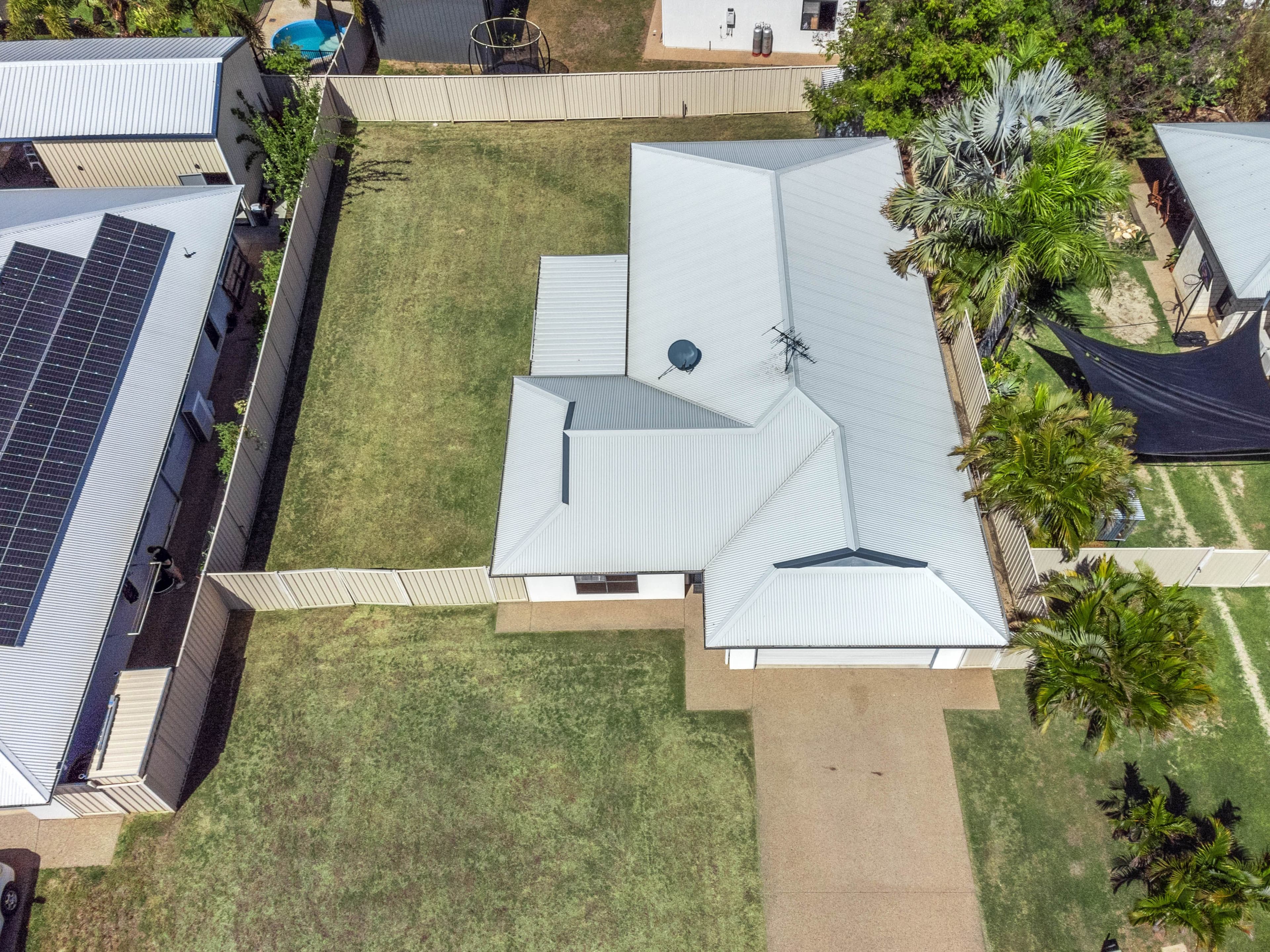 7 Eagle Street, Emerald QLD 4720, Emerald - Thumbnail 2