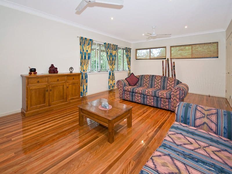 5 Shaftesbury Street, TARRAGINDI QLD 4121, Tarragindi - Thumbnail 2
