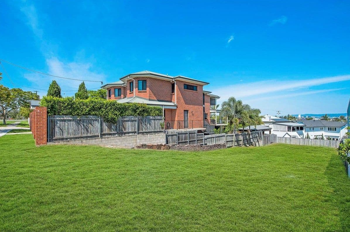 14 Oateson Skyline, Seven Hills QLD 4170, Seven Hills - Thumbnail 3