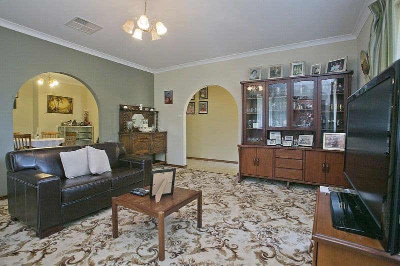 40 Robins Road, KALAMUNDA WA 6076, Kalamunda - Thumbnail 7
