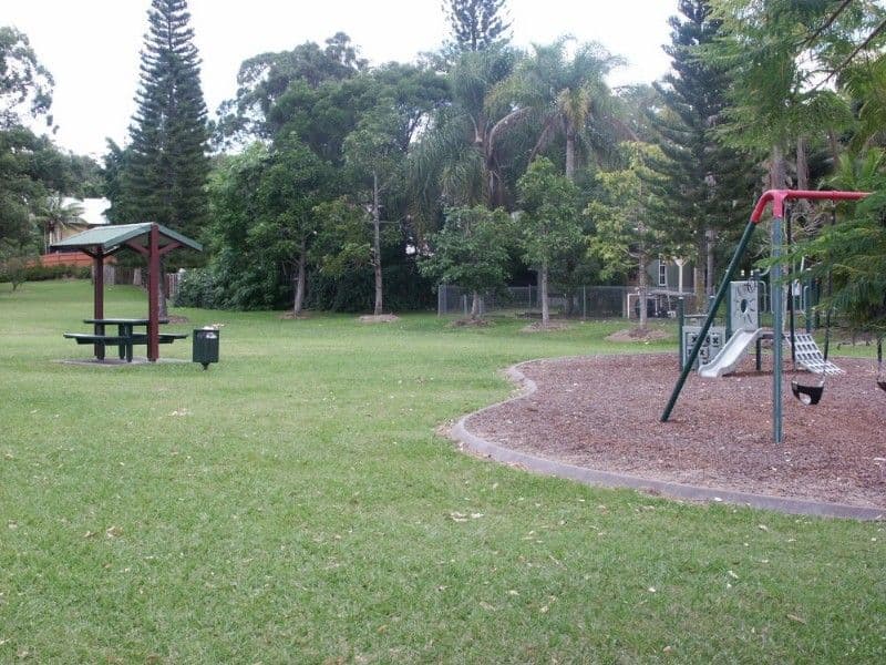 5 Alrex Street, EVERTON HILLS QLD 4053, Everton Hills - Thumbnail 5