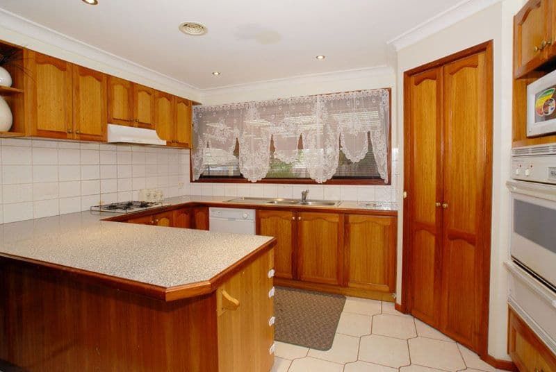 12 Wanderer Court, WERRIBEE VIC 3030, Werribee - Thumbnail 3