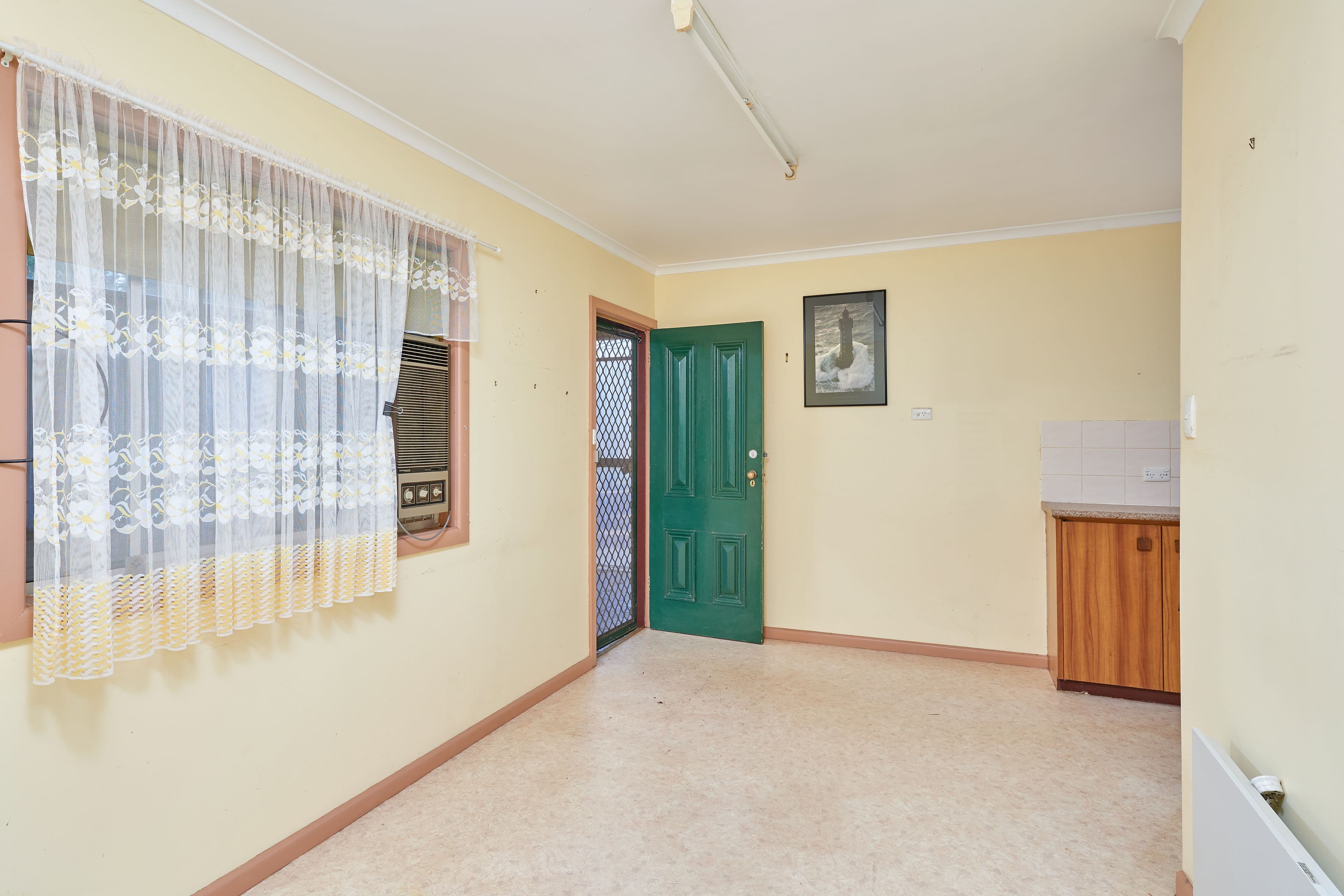 10 Goulburn Street, Junee NSW 2663, Junee - Thumbnail 6