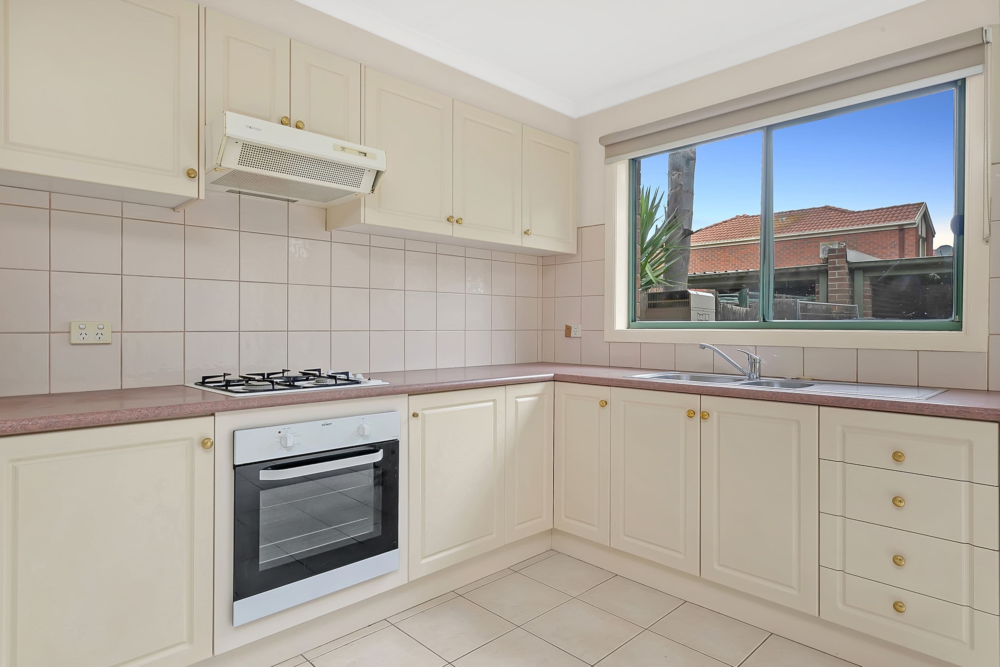 65 Gorge Road, South Morang VIC 3752, South Morang - Thumbnail 2