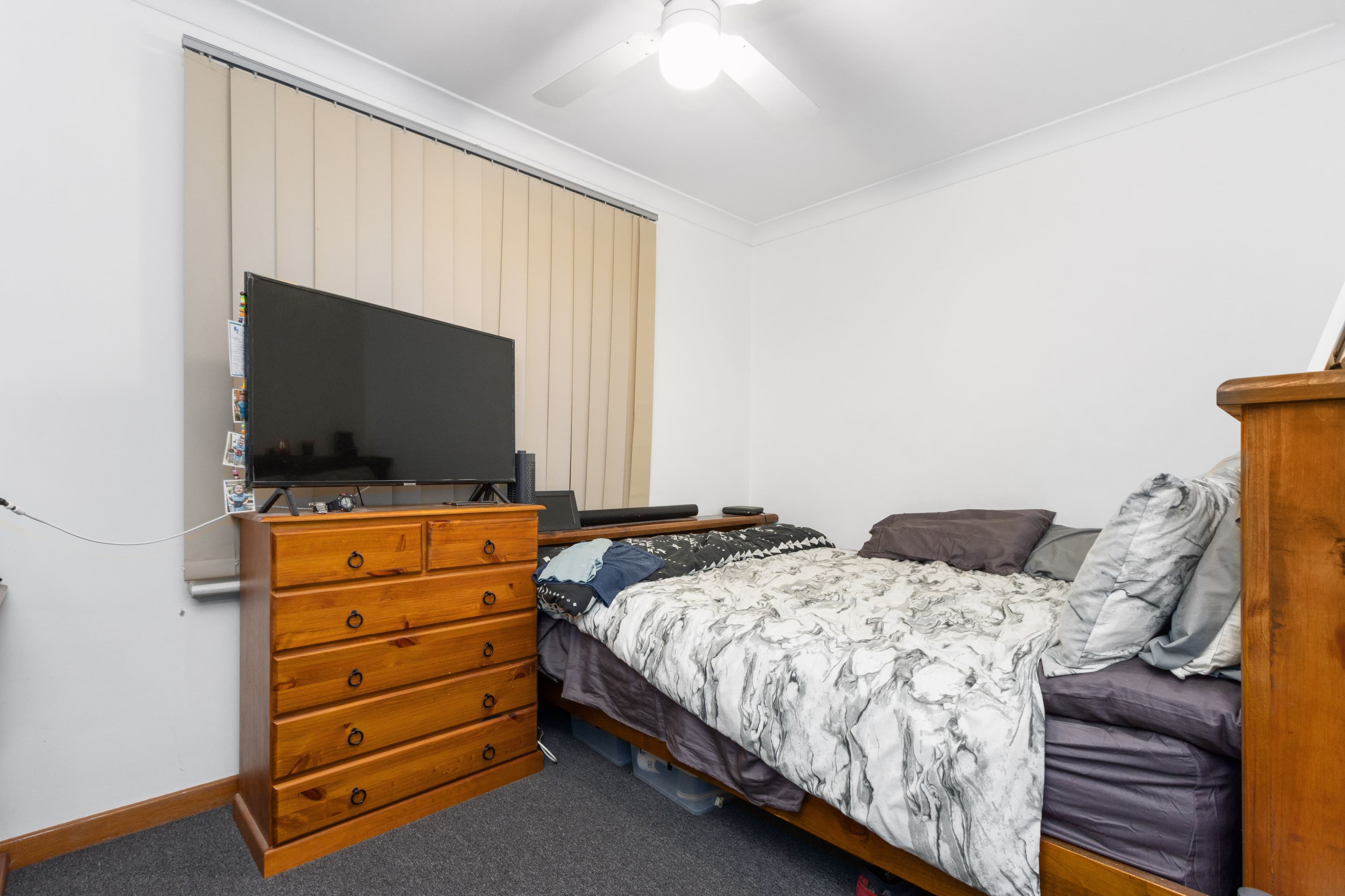 11 Ellesmere Road, Swan View WA 6056, Swan View - Thumbnail 3