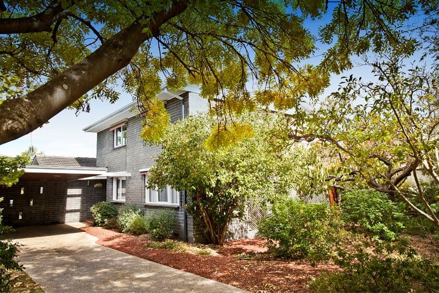 16 Southdown Avenue, GLEN WAVERLEY VIC 3150, Glen Waverley - Image 1