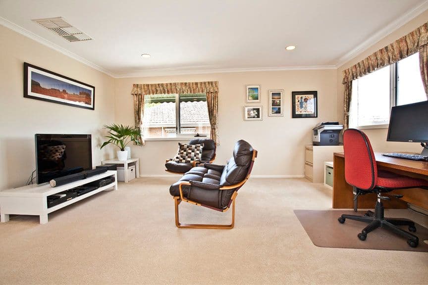 16 Southdown Avenue, GLEN WAVERLEY VIC 3150, Glen Waverley - Thumbnail 3