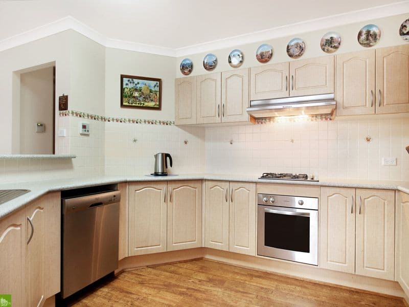 4 Farmhouse Lane, Haywards Bay - Thumbnail 3