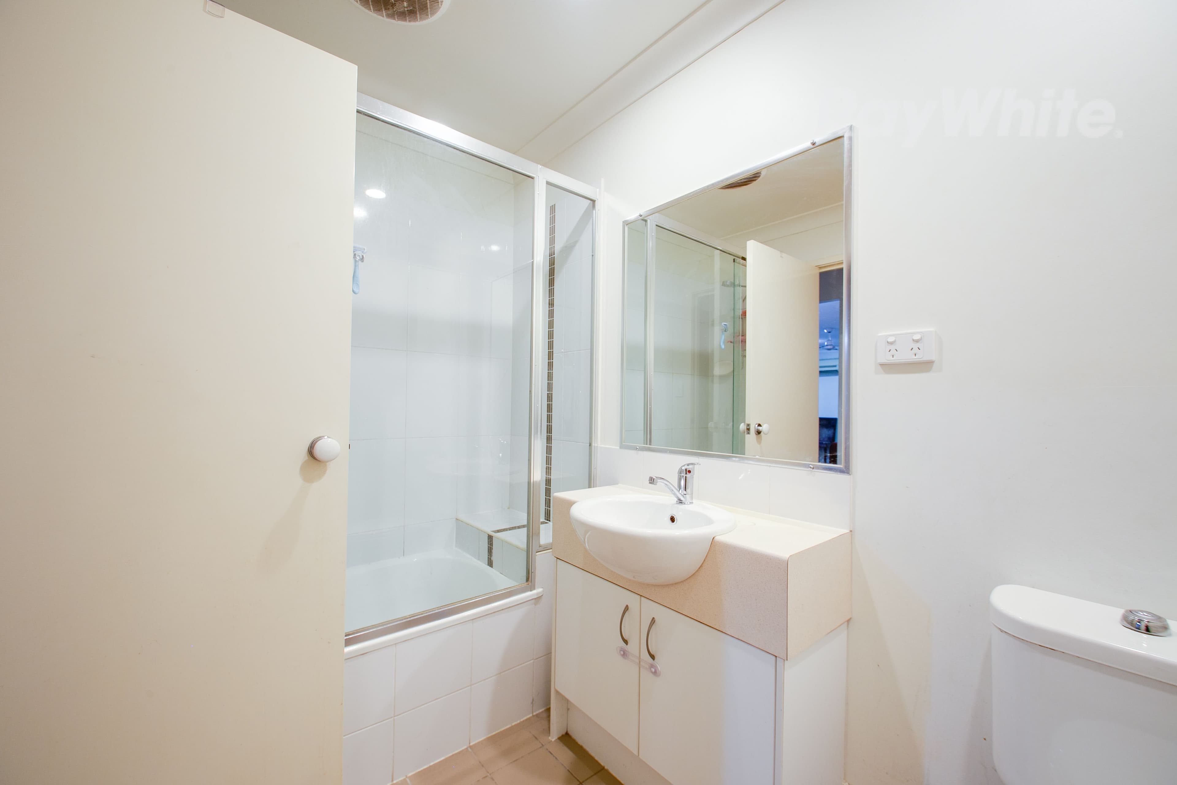 8 Rosegum Place, Redbank Plains QLD 4301, Redbank Plains - Thumbnail 5