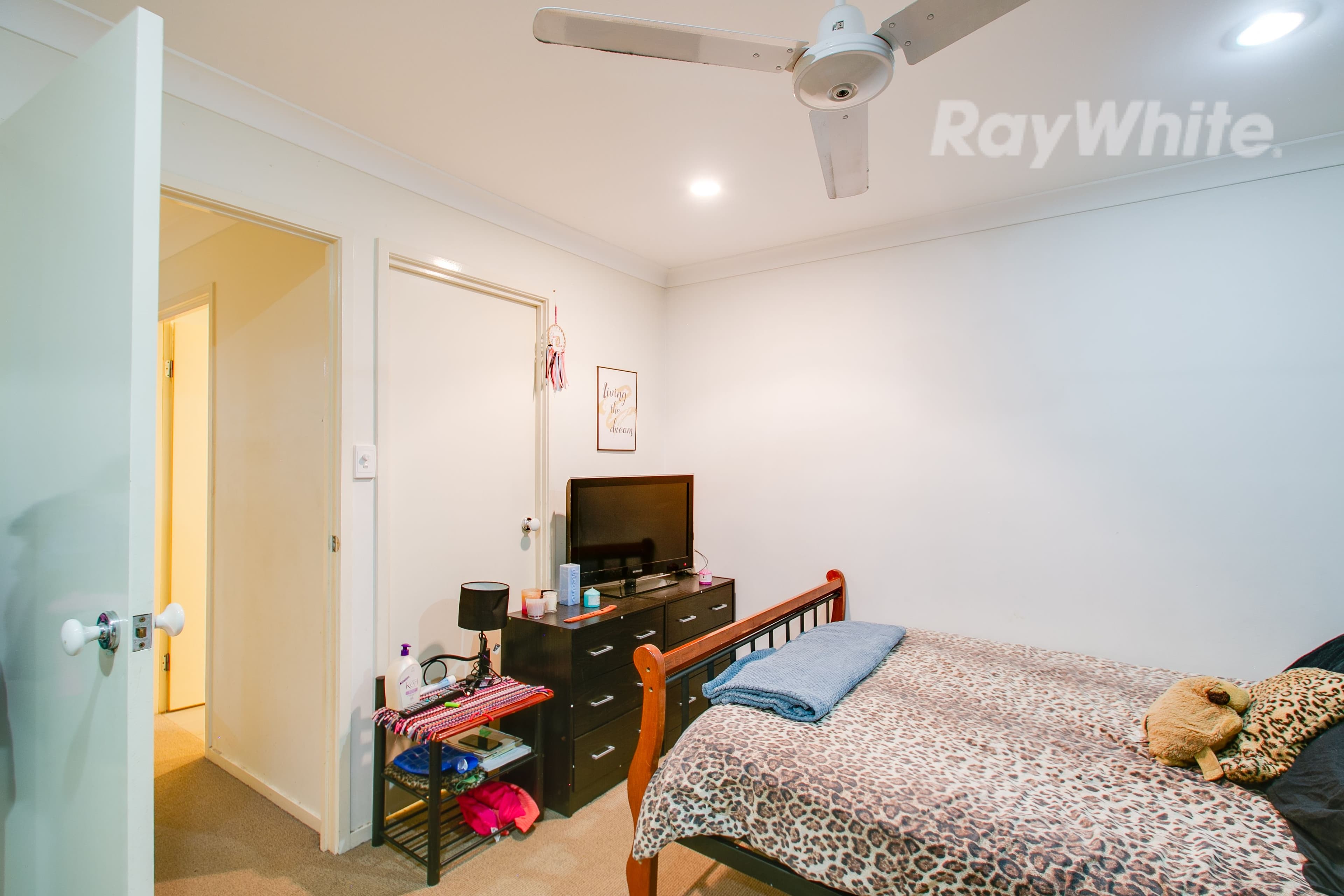8 Rosegum Place, Redbank Plains QLD 4301, Redbank Plains - Thumbnail 7