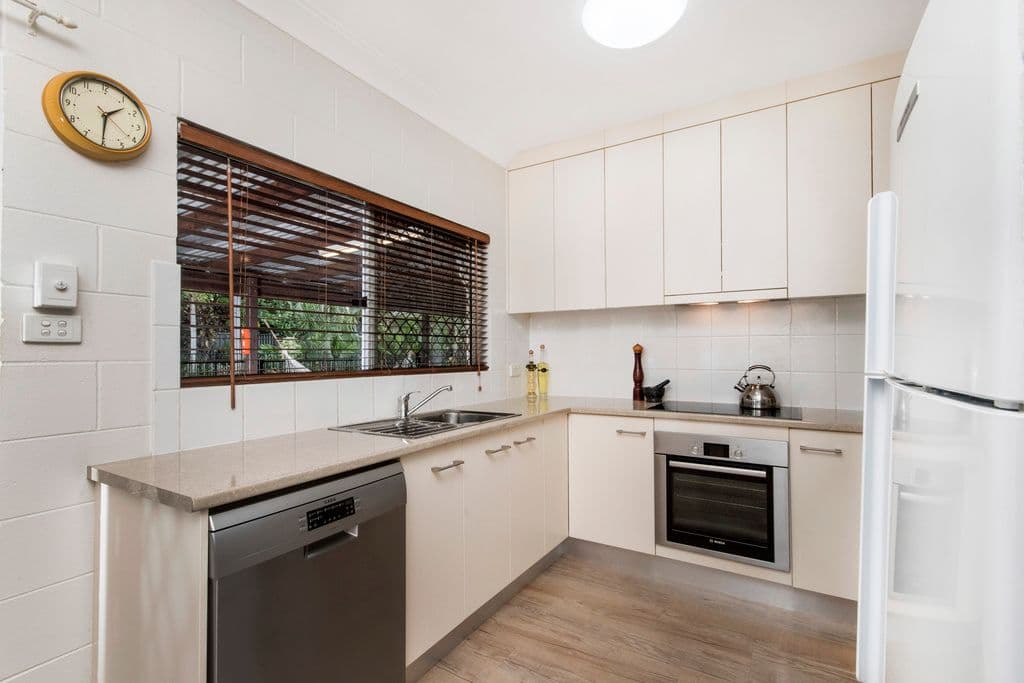 32 Leeuwin Crescent, Bentley Park QLD 4869, Bentley Park - Thumbnail 3
