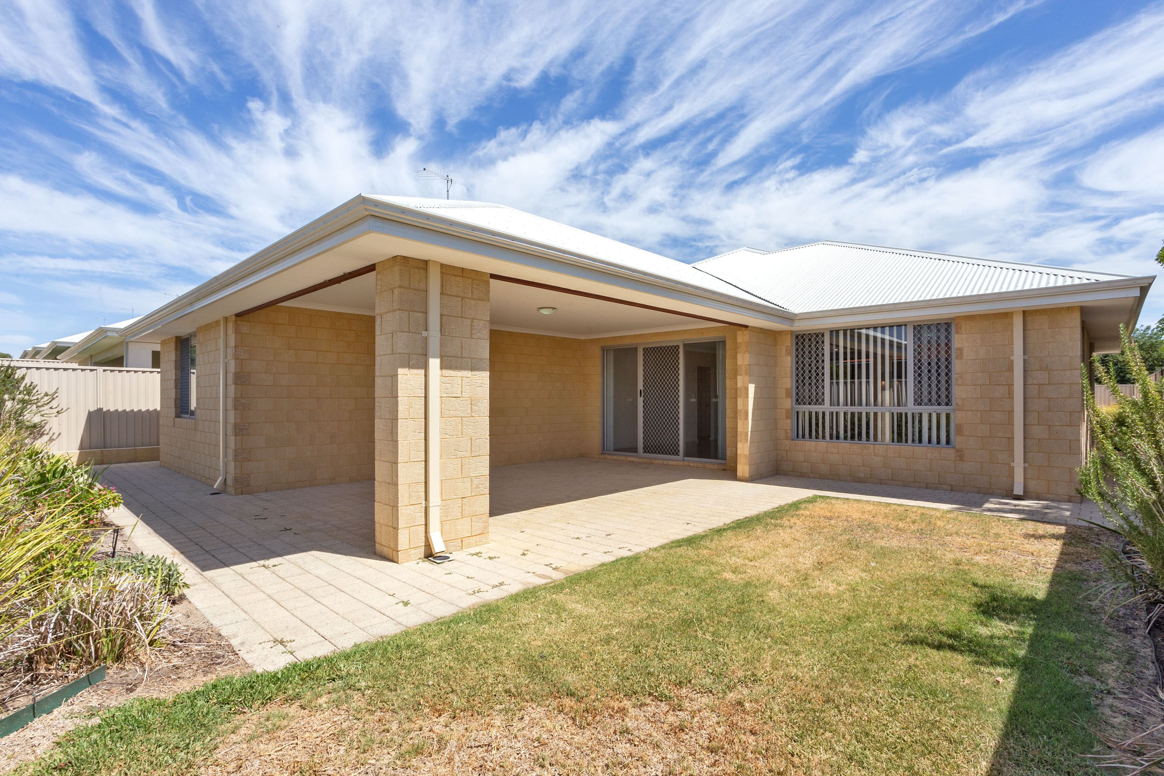 10 Jean Street, Beaconsfield WA 6162, Beaconsfield - Thumbnail 4