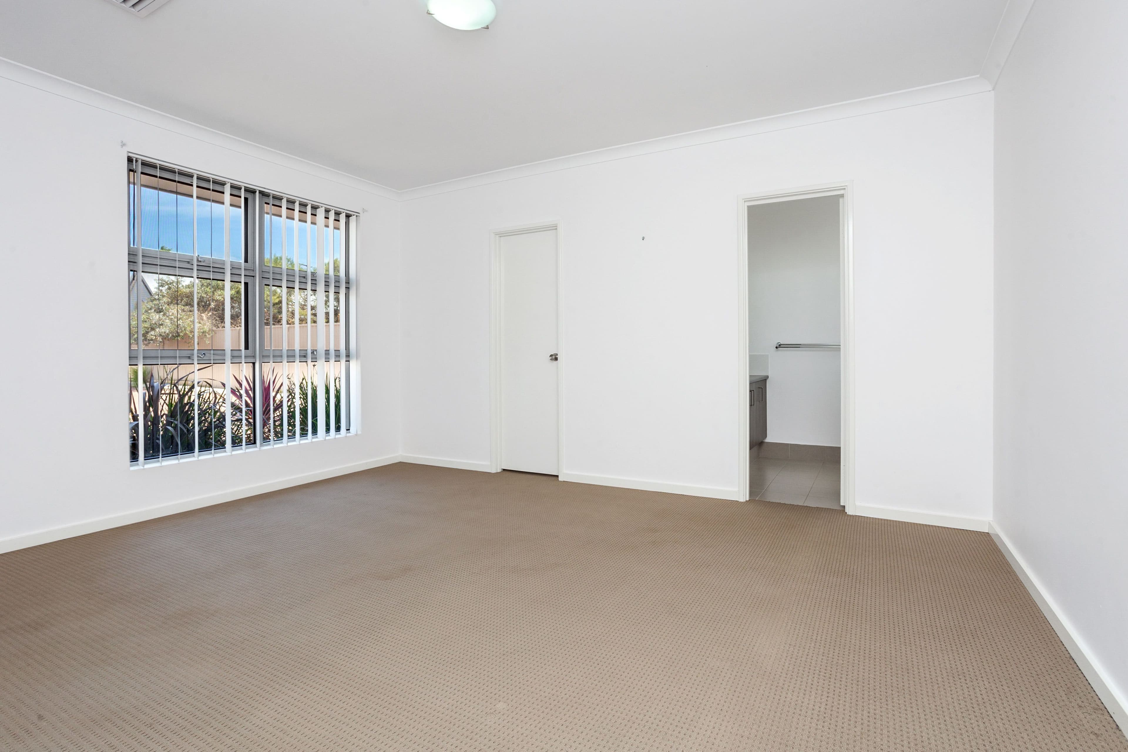 10 Jean Street, Beaconsfield WA 6162, Beaconsfield - Thumbnail 8