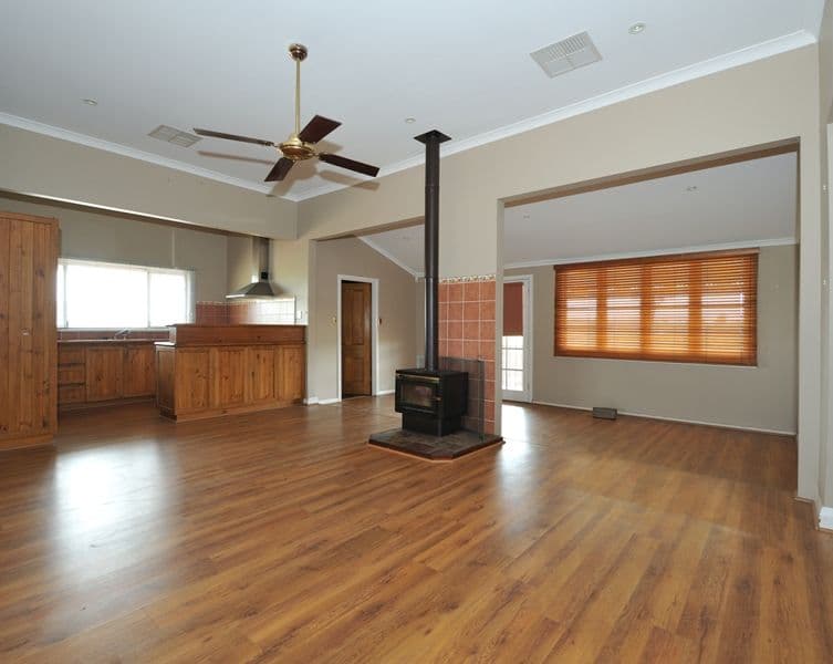 13 Sabrina Road, BALDIVIS WA 6171, Baldivis - Thumbnail 2