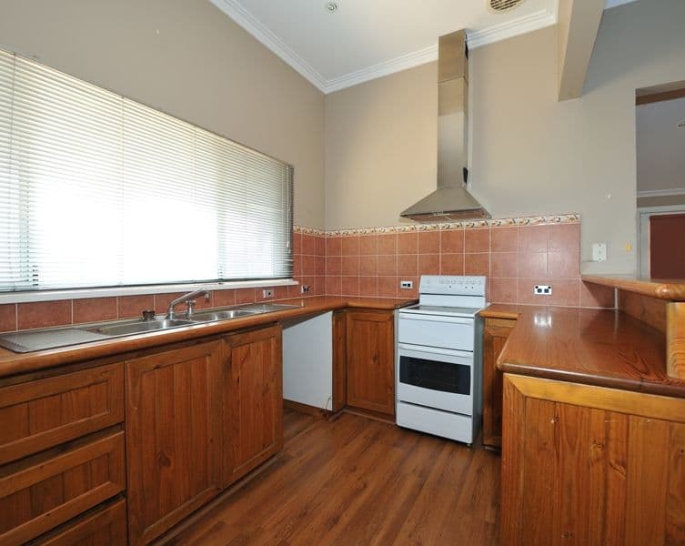 13 Sabrina Road, BALDIVIS WA 6171, Baldivis - Thumbnail 3