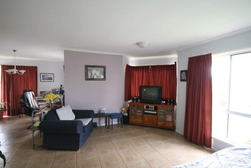9 Ambat Court, TANAH MERAH QLD 4128, Tanah Merah - Thumbnail 4