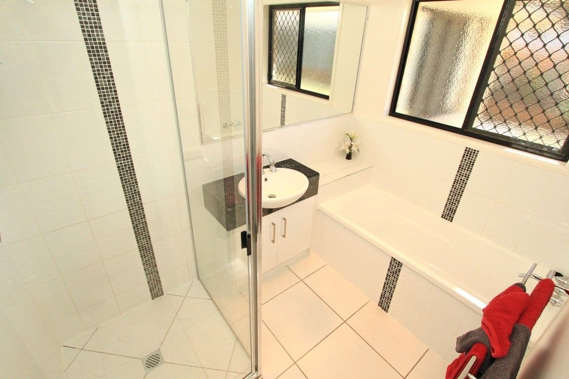 11 Brosnan Crescent, PARKHURST QLD 4702, Parkhurst - Thumbnail 8