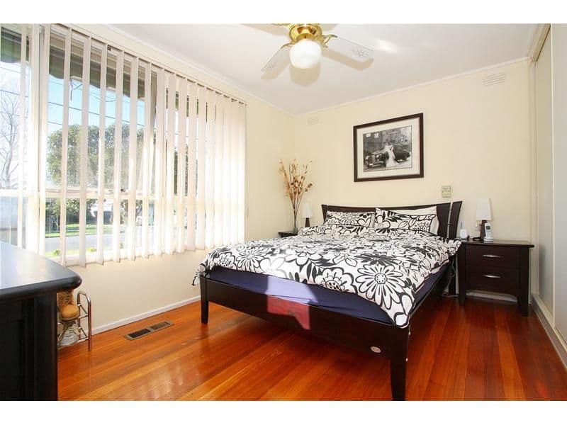 114 Greenwood Drive, BUNDOORA VIC 3083, Bundoora - Thumbnail 4