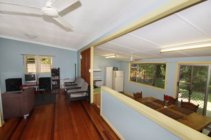 35 Broadwater Avenue, MAROOCHYDORE QLD 4558, Maroochydore - Thumbnail 4